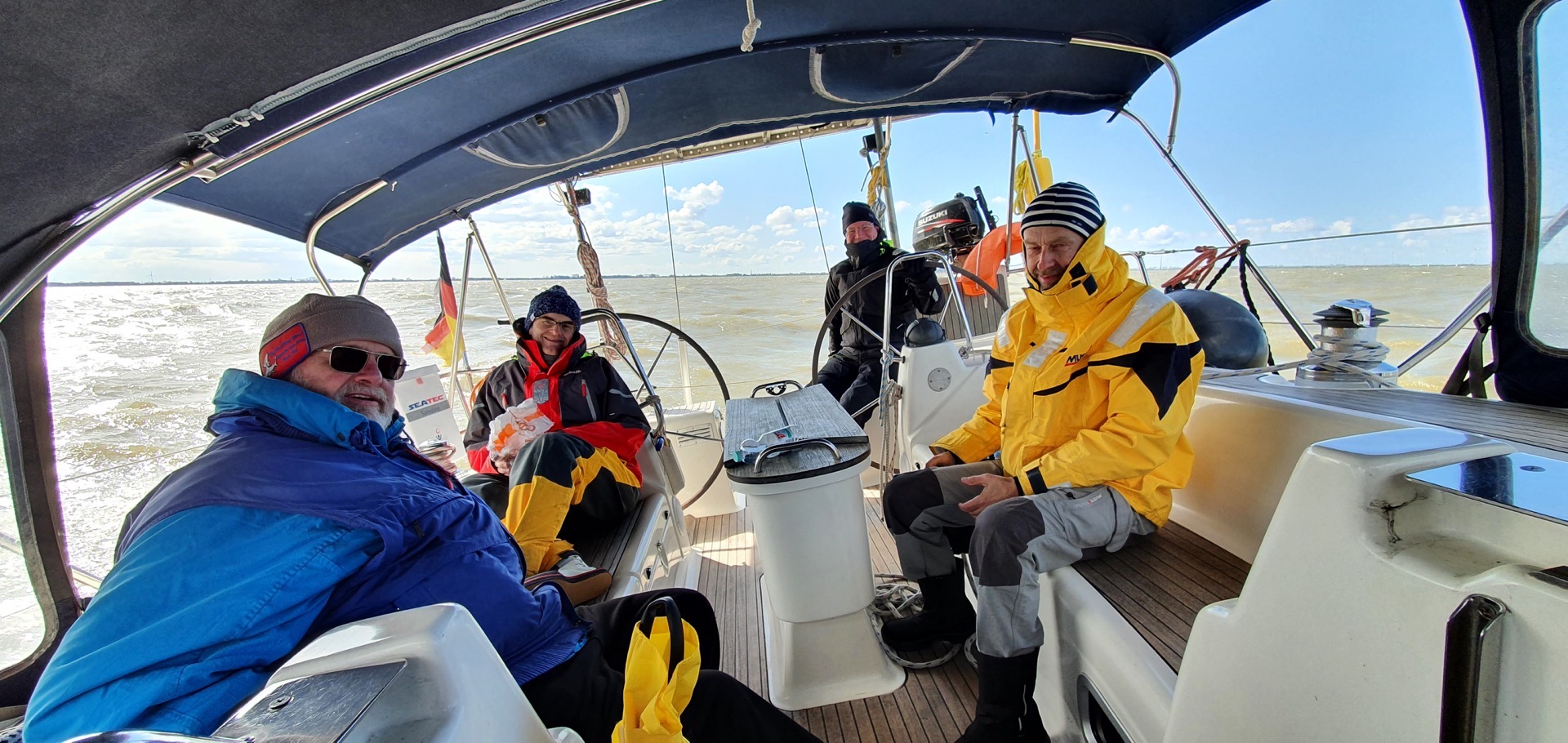 Crew-Training an Bord der Orion 5